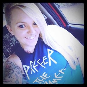 Meet your Posher, Nicole